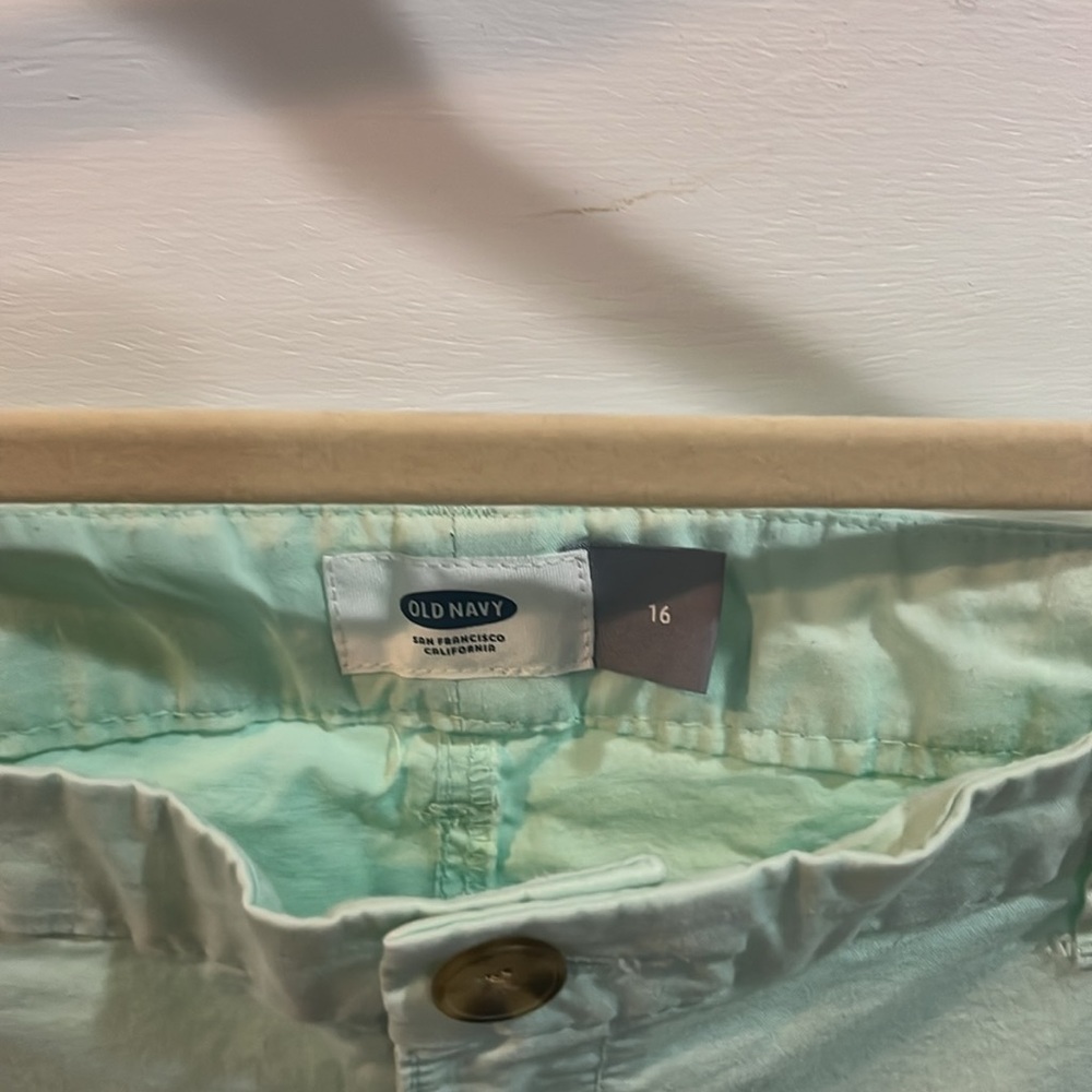 Old navy shorts women size 16 97% cotton - Picture 3 of 3